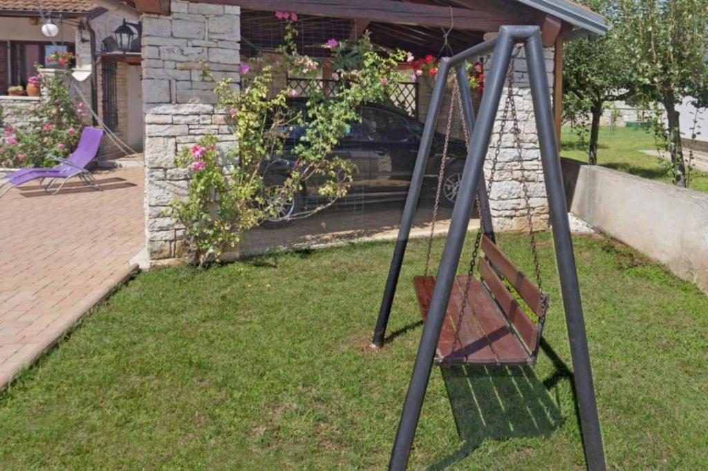באלה Apartments Sara מראה חיצוני תמונה